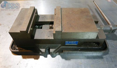 Kurt 8&#034; precision milling machine vise w/ handle &amp; jaws #d80 for sale