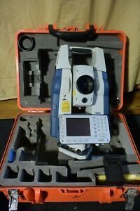 Sokkia Model SRX3 Total Station with RC-TS3 Radio Handle