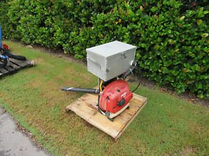 Solo Gas Powered Back Pac Blower Granular Application Spreader