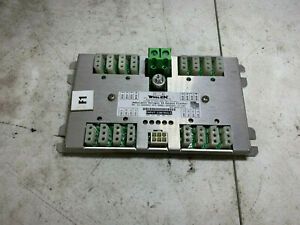 WHELEN Ambulance 16 Output Flasher AFM 1660