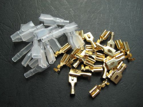 100x 6.3mm Crimp Terminal Female Spade Connector blade w/plastic Case Gold Color