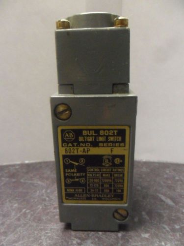 Nice Allen Bradley 802T-AP Plug-in Limit Switch Oiltight Series F