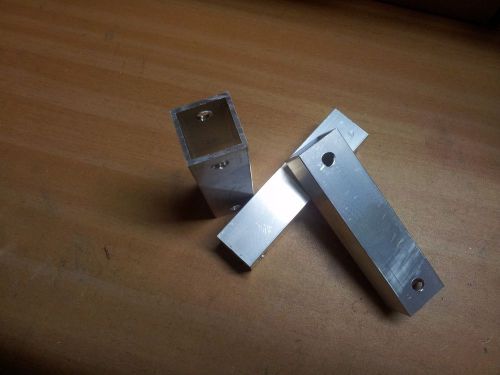 Aluminum rectangle hollow bar 25x25x100mm, 2mm thickness with through holes 7mm