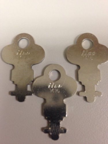 3 Paper Towel Dispenser Keys Made By ilco. Reinforce  Steel To Prevent Breaking
