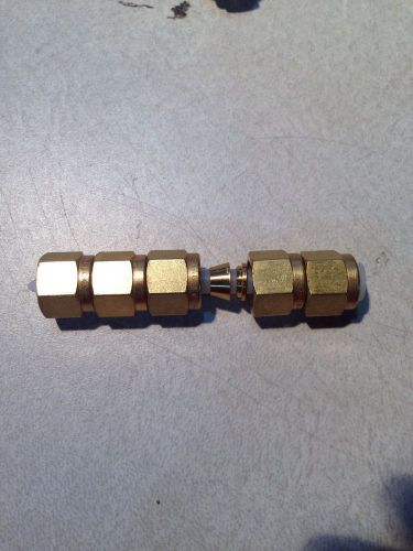 Swagelok b-400-6/1nf sep 1/4&#034; tube nut +ferrule .25 &#034; brass set of five for sale