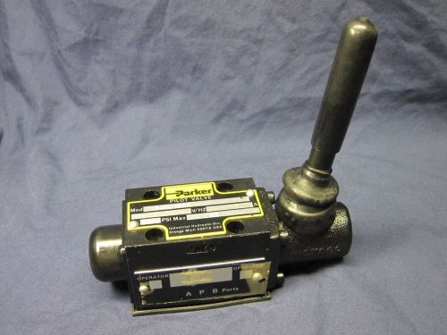 PARKER HYDRAULIC VALVE D1VL1D51  LEVER OPERATED 2 POSITION DIRECTIONAL CONTROL