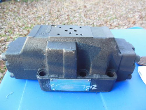 Vickers directional control valve 5000pss