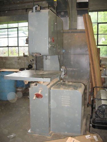 25-3/4&#034; DoAll variable speed vertical bandsaw