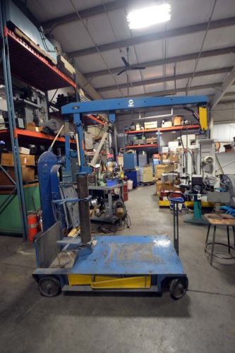 Miller cb-8a welding trolley and hoist (inv.31925) for sale
