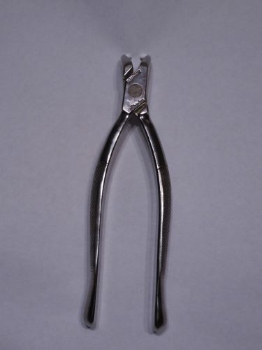 CLEVEDENT STAINLESS FORCEPS #3F
