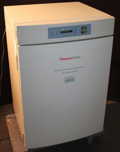 Thermo Forma Series II Water Jacketed CO2 Incubator Model 3110 Free Shipping!