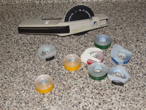 ^^  DYMO 1610 / SCOTCH EA-350   TAPEWRITER  LABELING SYSTEM W/TAPE