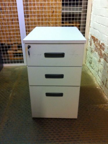 3 drawer lockable wooden desk height filing cabinet for sale