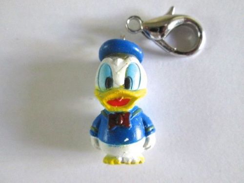 ZIPPER PULL DONALD DUCK ,PURSE. JACKET. ,KEY CHAIN, MEDICAL, KIDS,PEDIATRICIAN