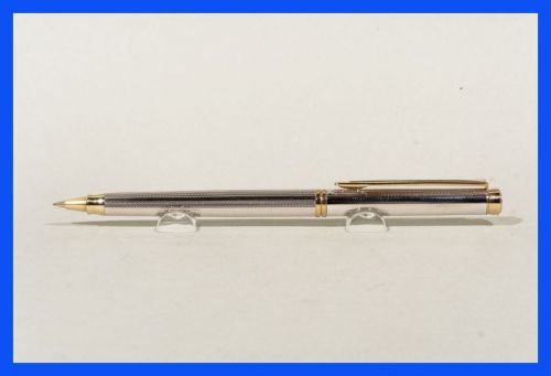 Pelikan 0,5mm Feinmienen Bleistift in Silber&amp;Gold; schlankes Design / 0.5 pencil