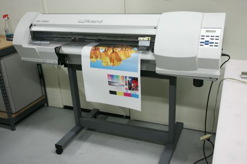 Roland versacamm sp-300v &#034;used&#034;-30&#034; wide format solvent printer. &#034;print &amp; cut&#034; for sale