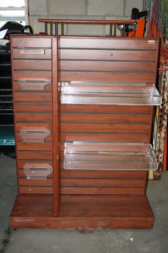 Rolling Slot Wall Store Display/Merchandiser Shelves with Wooden Display Top