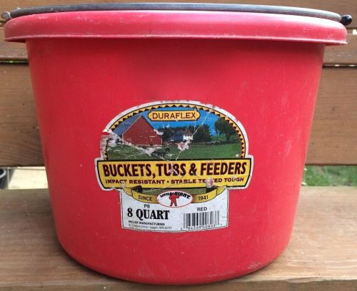 Duraflex 8 qt red impact resistant bucket tub pail horse cow cattle goat garden for sale