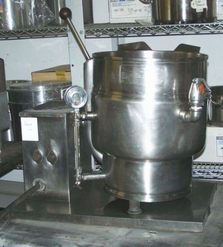 Groen 20 qt counter top tilting steam jacketed kettle, 240v; 1ph; model: tdb7-20 for sale