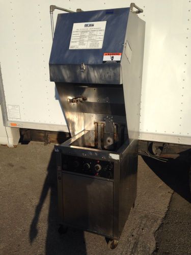 Giles Chicken Fryer With Hood System