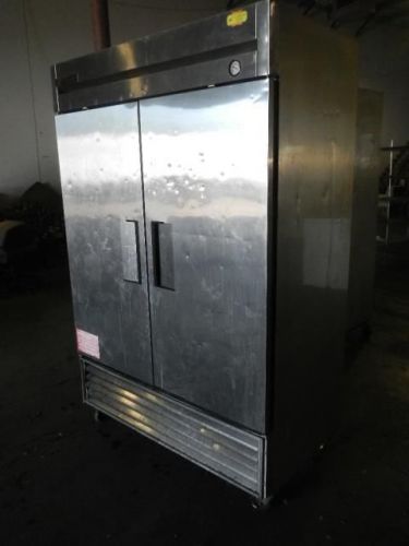 Heavy duty commercial stainless steel true 2 door reach in freezer with shelves for sale