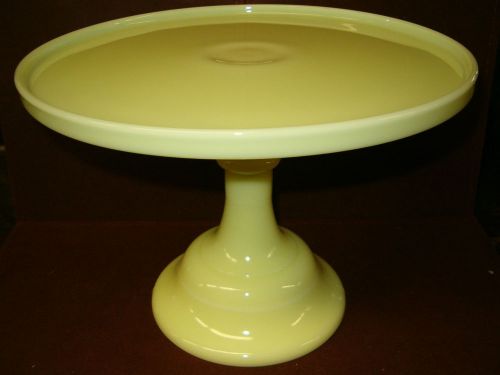 Vaseline yellow milk Glass cake serving stand plate platter pedistal uranium art