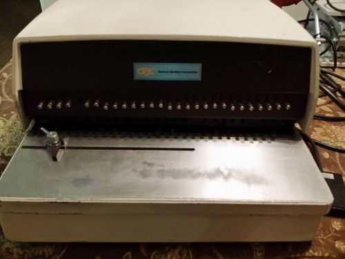 GBC GENERAL BINDING CORPORATION ELECTRIC HOLE PUNCH W/FOOT PEDAL MODEL: 111PM-2