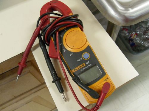 Fluke 322 Clamp Meter