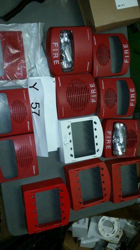 FIRE ALARM SIMPLEX  5 HORN/STROBE COVERS...4 SURFACE BOXES...1.4904-9342 STROBE.