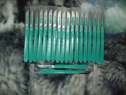 20 BARD PARKER #21 UNSTERILE SCALPEL BLADES WITH CM RULER AND BLADE PROTECTOR
