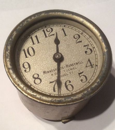 Antique Minneapolis Honeywell Thermostat Regulator Clocks 7 Jewel - Model 77