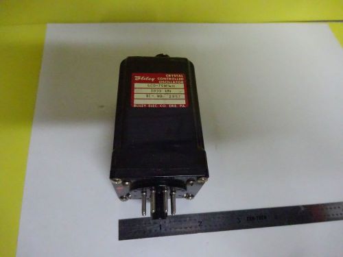Quartz crystal oscillator bliley frequency 1 mhz standard as is bin#w4-02 for sale