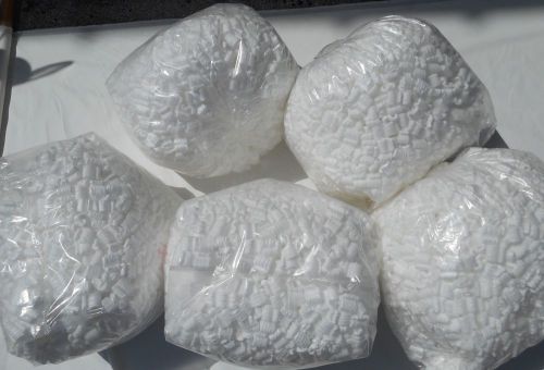 5 white 8.0 gallon bag of new clean packing peanuts fast free ship for sale