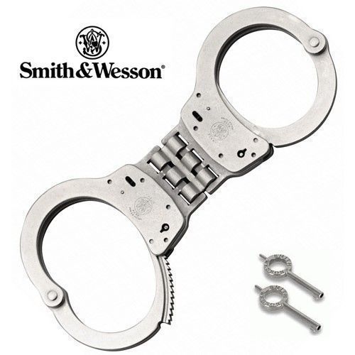 Smith &amp; wesson police model 300 hinged s&amp;w handcuffs 350096 for sale