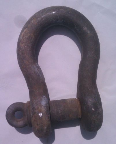 Screw pin anchor shackle 12&#034; l x 7 3/4&#034; w x 1 3/4&#034; t  weight 29.8 lbs. clevis for sale