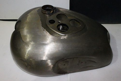 New TRIUMPH T90 5T SPEED TWIN PETROL TANK FUEL TANK GAS TANK