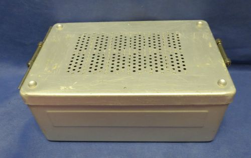 AESCULAP Quarter-Size SterilContainer W/Basket 12&#034; x 7.5&#034; x 5&#034;
