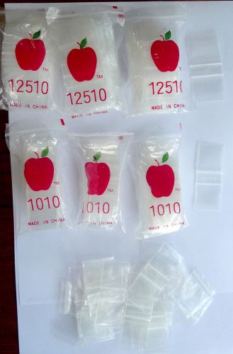 Very Small Reclosable Zipper Bags - 1&#034;x1&#034; and 1-1/4&#034; x 1-1/8&#034; Approximately 550