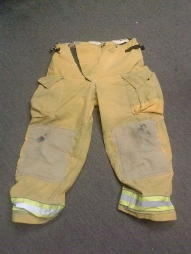 Globe Firefighter Turnout Bunker Gear Pants ONLY 40x32 WITHOUT THE LINER