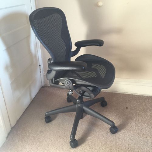 Herman Miller Aeron Chair Size B
