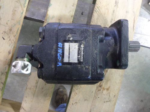 PARKER HYDRAULIC MOTOR #68242J TYPE:313-3710-302 14 SPLINE SHAFT REPAIRED