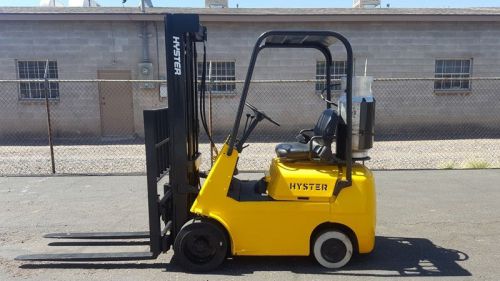 Hyster s30a forklift - 3000lb capacity / sideshifter / propane fuel for sale