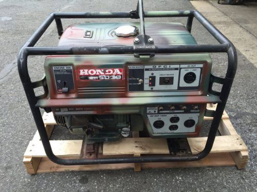 Honda EB5000 5000 watt Generator With Cover