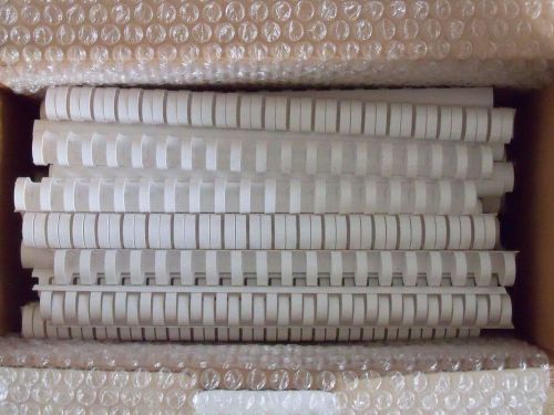 Lot of 80 Wideback Plastic Binding Spines Combs - 19 Ring - White - 3/4&#034;