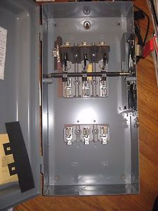 NEW Cutler Hammer DH323N Heavy Duty Safety Switch 100 Amp 240 250 Volt Max HP 30