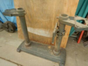 VITNAGE CRAFTSMAN 6&#034; WOOD JOINTER CAST AND PIPE BASE ASSEMBLY