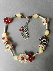 Fun beautiful jewelry in excellent condition