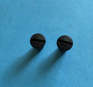 *NOS* 140366-SINGER SCREWS (LOT OF 2) FOR SEWING MACHINES*