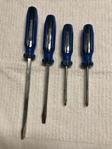 Vintage Armstrong®  Screwdriver Set, 4 PCs, Acetate Handle, Standard &amp; Phillips