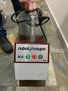Robot Coup- R2N- 3 Quart Commercial Food Processor Continuous Feed